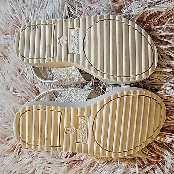 Michael Kors Toddler Sandals - Picture 6 of 8